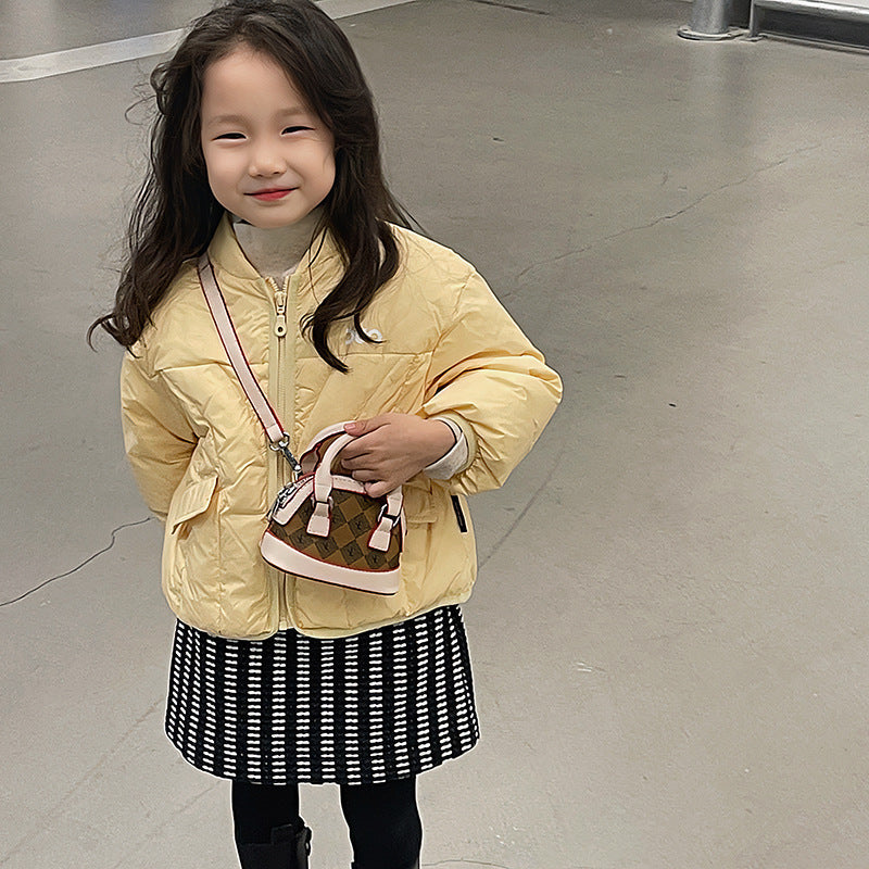 Mini Western Style Girl's Crossbody Bag: A Must-Have Accessory for Young Fashionistas