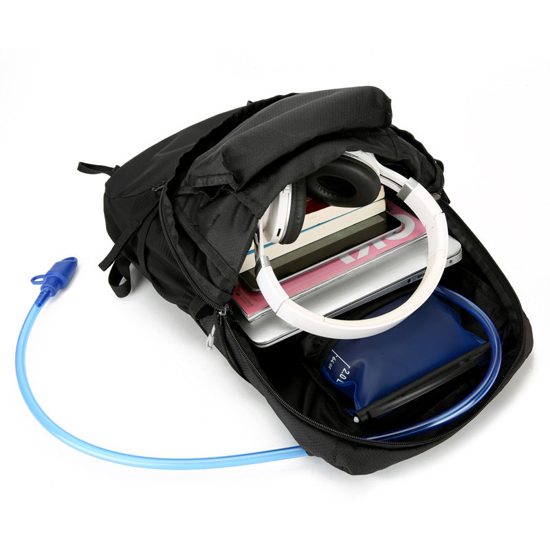 Men's Lightweight Waterproof Hiking Backpack